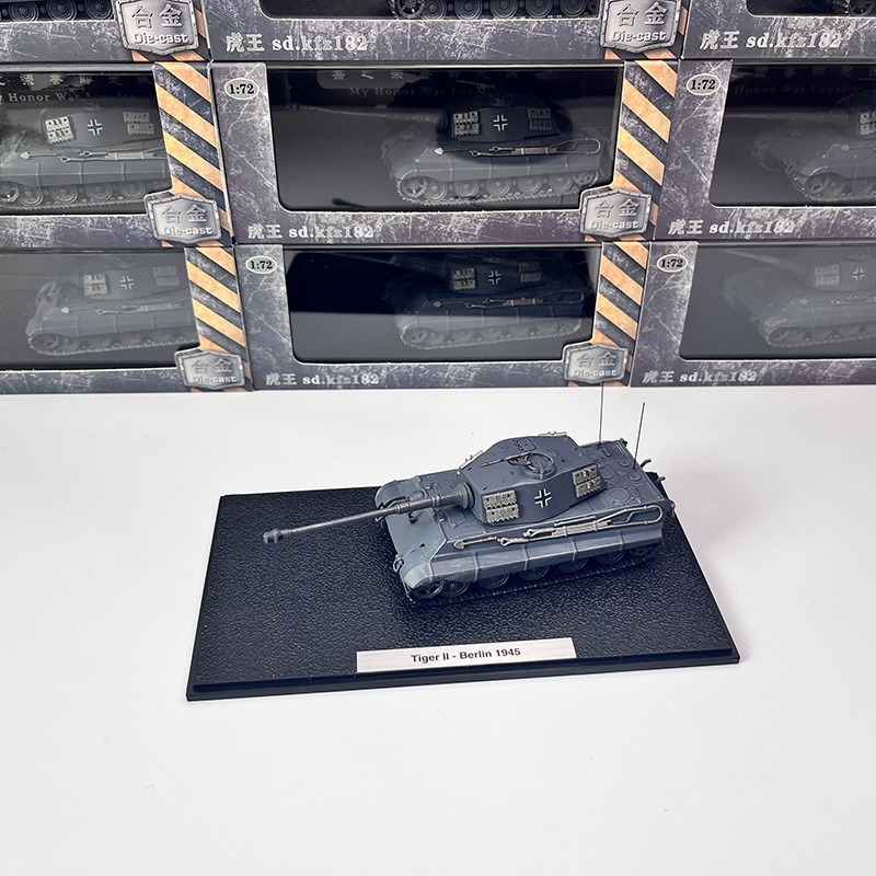 1/72 German King Tiger Heavy Tank Weathered Eastern Front Camouflage Painted Finished Model Alloy Simulation Ornament