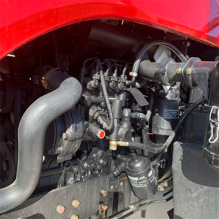 瑞得504四轮拖拉机 (26).jpg