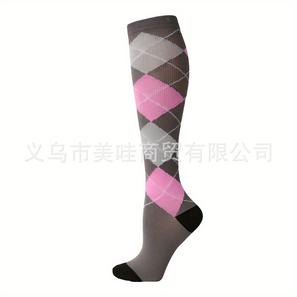 핑크 다이아몬드 격자 무늬