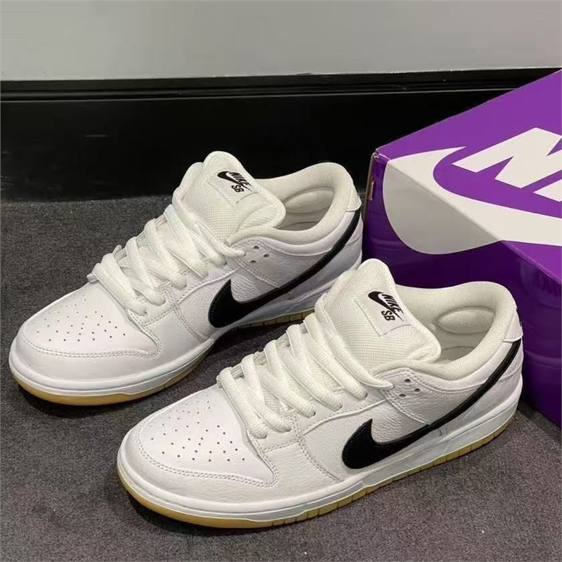 Popular Dunk White Low-Top Sneakers with Rubber Sole, Unisex, Versatile, Couple's Skate Shoes, Casual Sports Air-Cushioned Shoes Popular Dunk White Low-Top Sneakers with Rubber Sole, Unisex, Versatile, Couple's Skate Shoes, Casual Sports Air-Cushioned Shoes