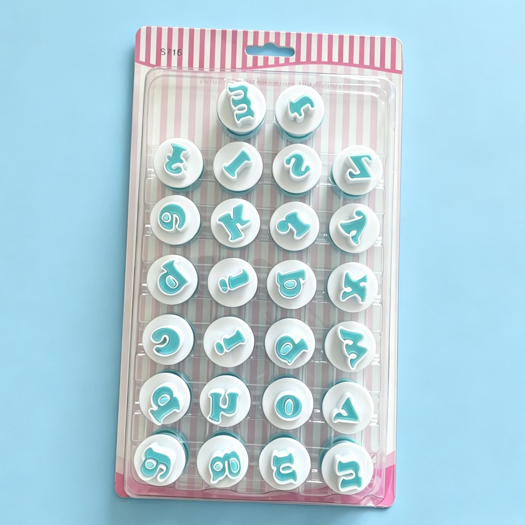 26 Uppercase and Lowercase Alphanumeric Biscuit Spring Press Mold Fondant Cake Printing Press Mold Cutting Mold Baking Tool