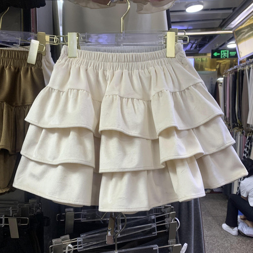 Korean-style solid-color elastic-waist tiered dress for women — spring/summer new collection, sweet, slimming, and flirty with ruffled hemlines and a voluminous silhouette.