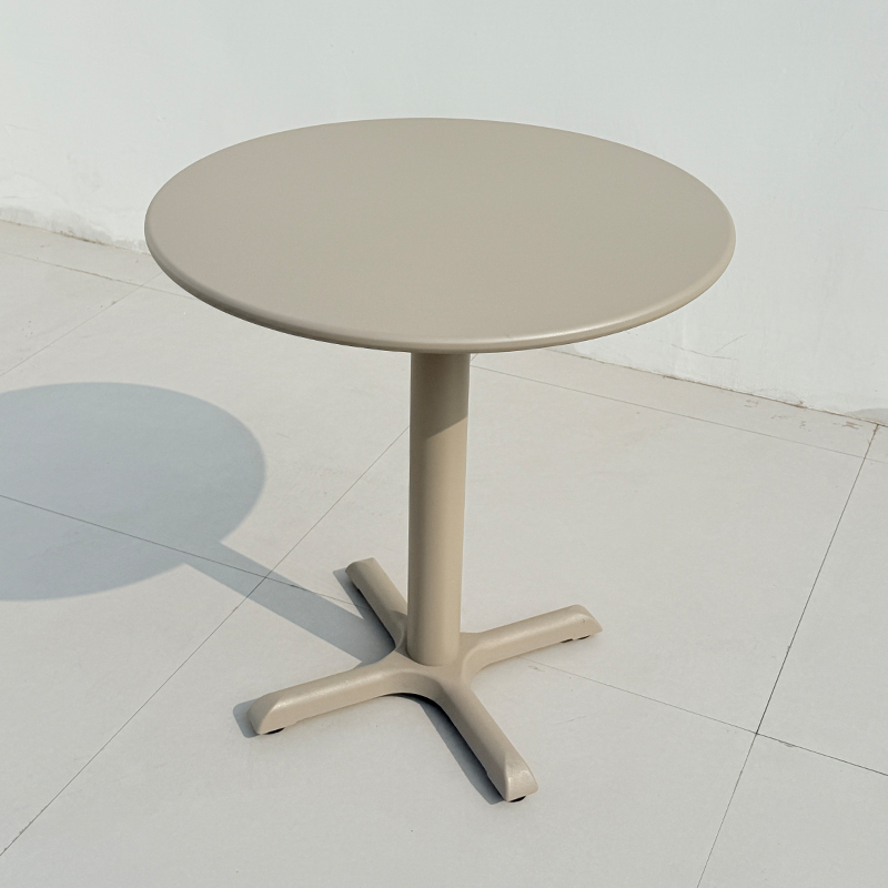 Mesa y silla de patio al aire libre combinación de balcón al aire libre zona de ocio jardín tienda de té de leche de plástico exterior impermeable y protector solar