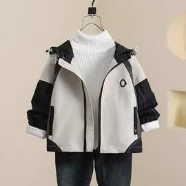 男童儿童外套2023新款儿童冲锋衣秋装帅气时髦中大童秋季户外风衣