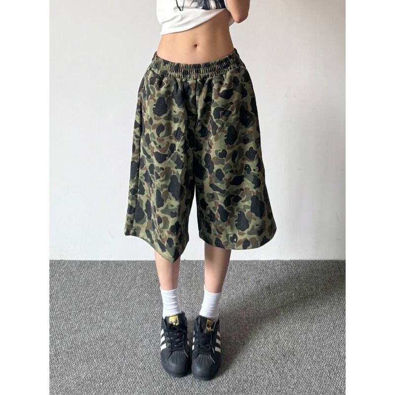 American-style street elastic waist pink camouflage wide-leg cropped pants for women, new summer loose-fitting versatile casual sports shorts