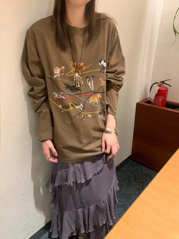 南油品质2025早秋新款动物线条刺绣设计感宽松长袖T恤男女同款|undefined