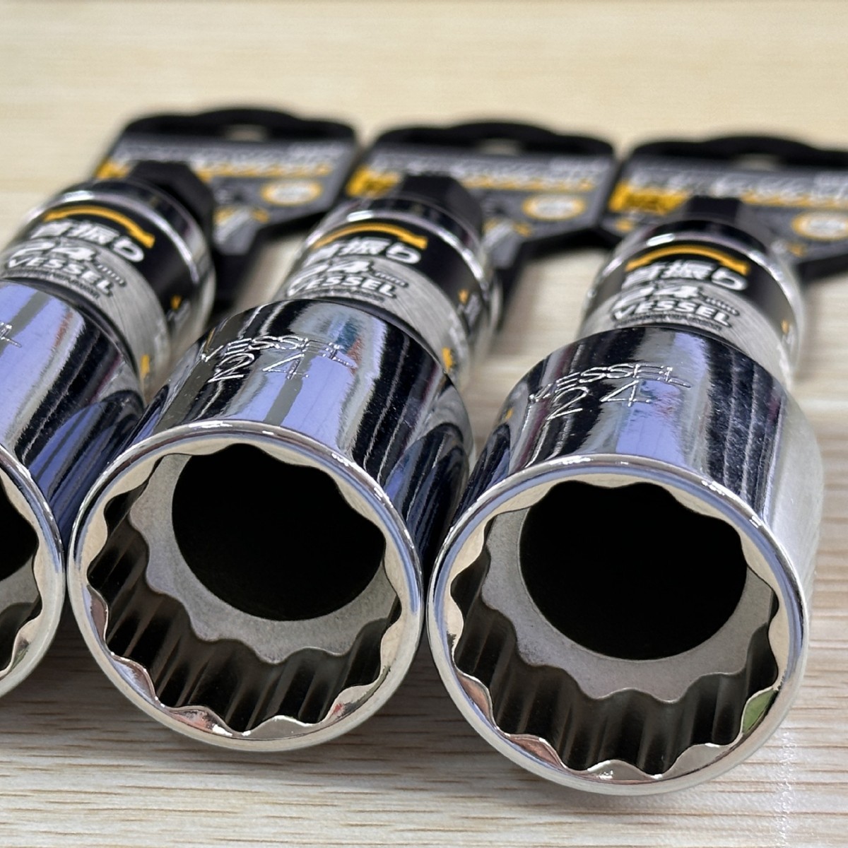 VESSEL威威摆尾梅花套筒WA202411  12角套筒对边24x113mm