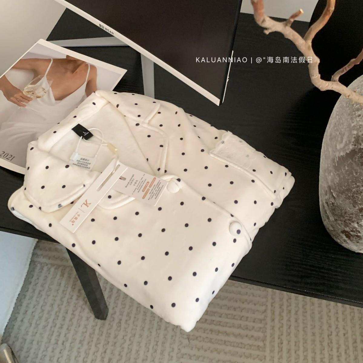 KALUANNIAO 섬 사우스 프랑스 홀리데이 아일랜드 벨벳 파자마 여성의 가을과 겨울 두꺼운 따뜻한 집 옷 세트 여성