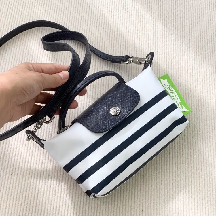Longchamp Mini New Striped Navy Blue Handbag with Perforated Design and Shoulder Strap, Crossbody Bag, Light Luxury, Fashionable and Versatile Longchamp Mini New Striped Navy Blue Handbag with Perforated Design and Shoulder Strap, Crossbody Bag, Light Luxury, Fashionable and Versatile