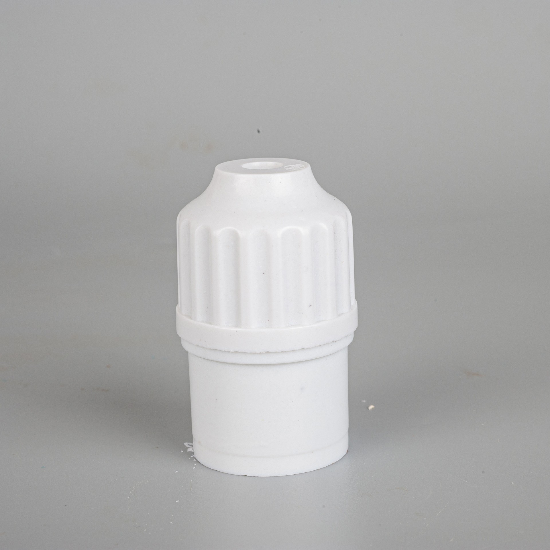 陶瓷悬吊式灯头灯座E27塑料螺口大功率耐高温螺旋吊灯头LED灯口座