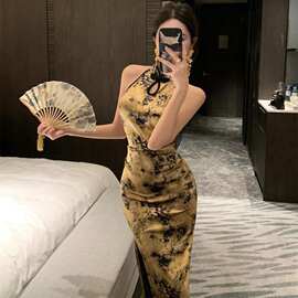 新中式设计感无袖旗袍金丝绒印花开叉气质性感收腰包臀裙连衣裙