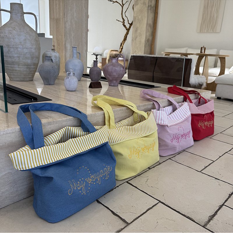 2026 New Denim Print Shoulder Bag, Fashionable and Versatile Tote Bag, Casual Large-Capacity Retro Commuter Canvas Bag 2026 New Denim Print Shoulder Bag, Fashionable and Versatile Tote Bag, Casual Large-Capacity Retro Commuter Canvas Bag
