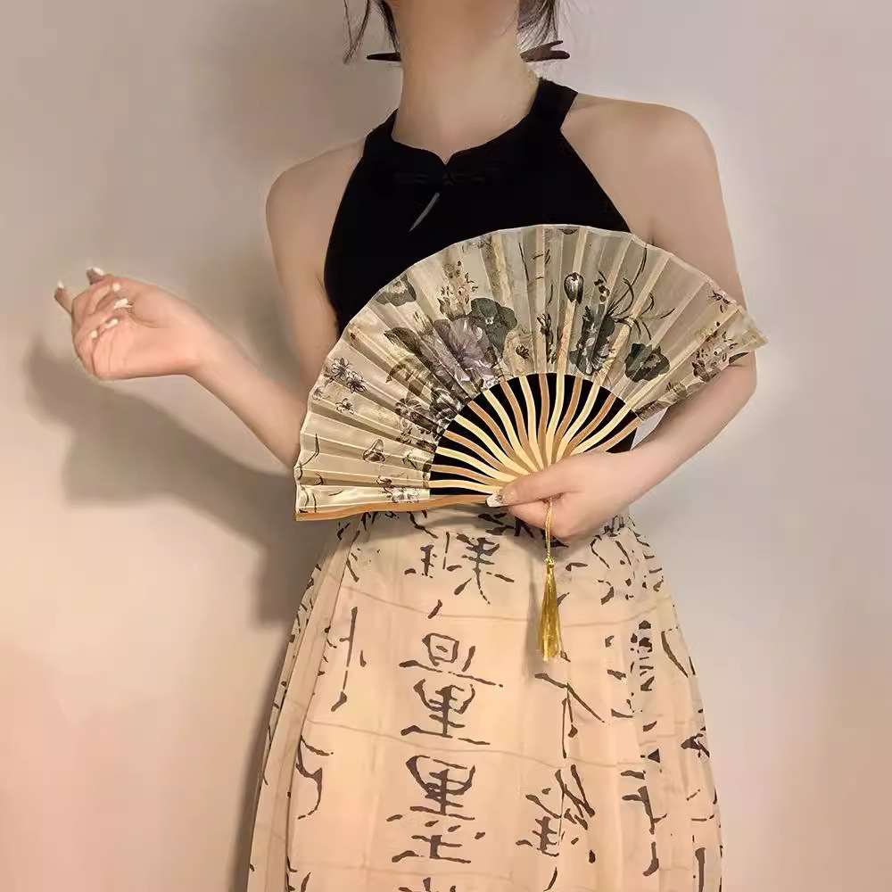 新中式水墨绢布折扇夏天古风扇子配旗袍随身便携手摇竹扇国风汉服