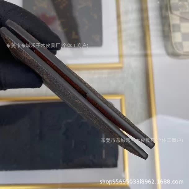 欧洲经典外贸钱包时尚爆款老花格子短款高品质护照本卡夹零钱卡包