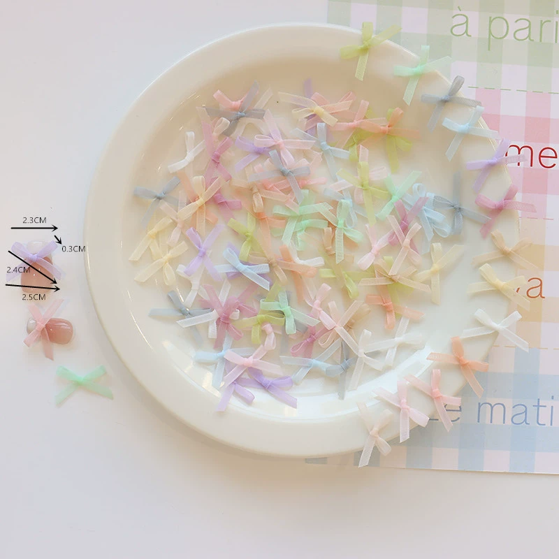 Крем-бант маникюрные украшения