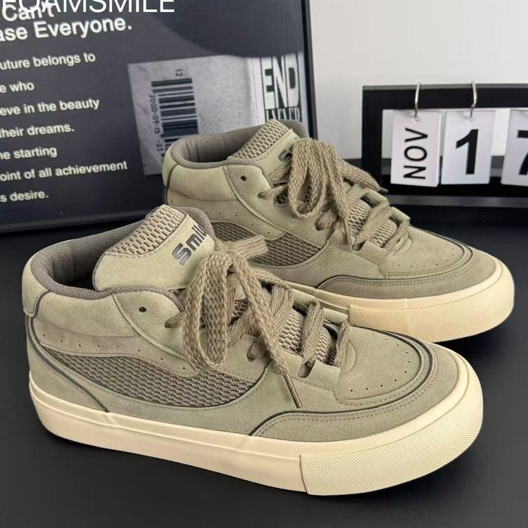 Zapatos de skate de primavera masculinos casuales versátiles zapatos de moda vino rojo ins nicho diseño sensación de pan patineta estilo americano High Street