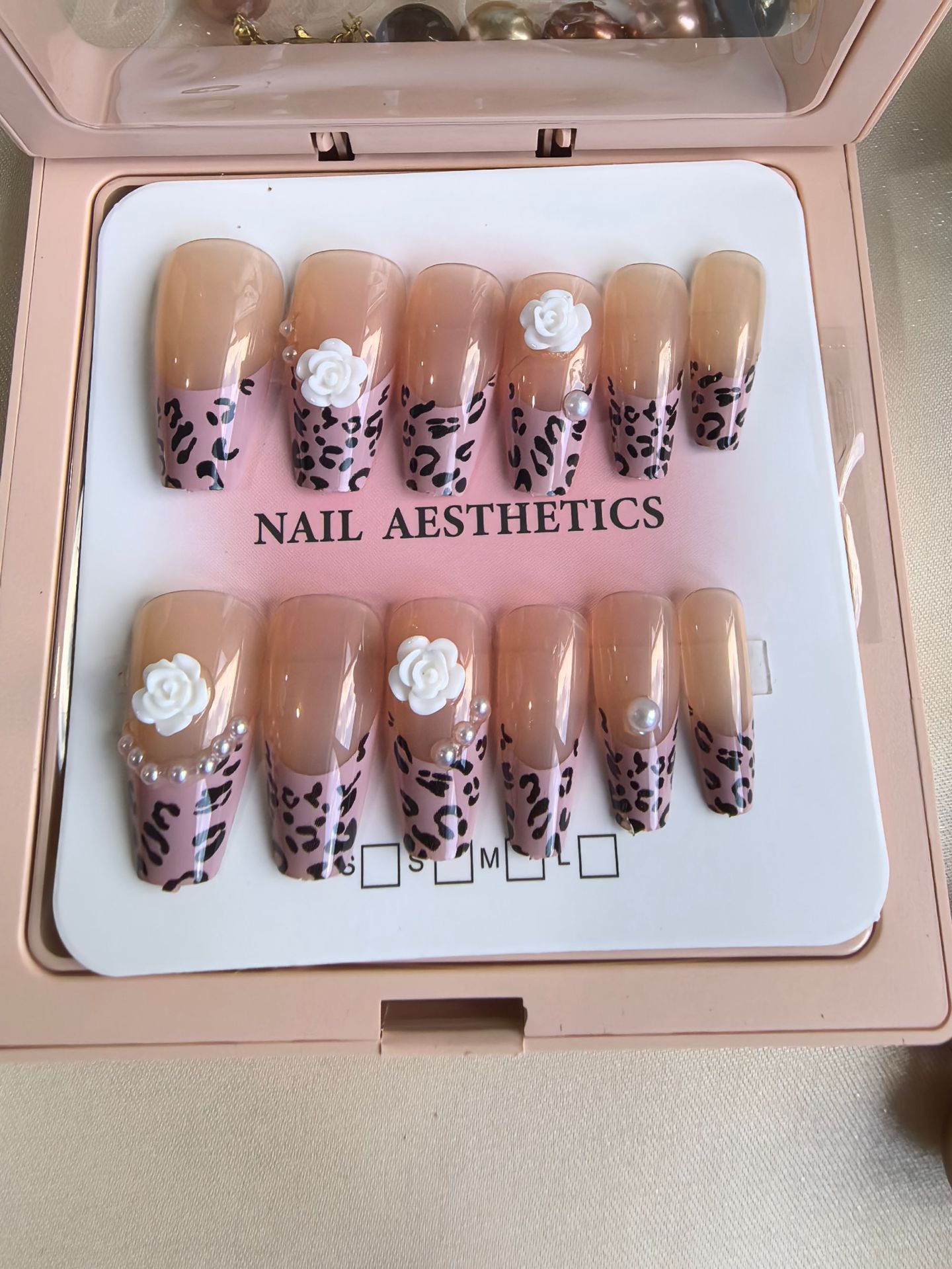 Caja de exhibición marco de fotos más taladro manicure suministro fuente de uñas DIY francés color delgado manicure falso salón al por mayor