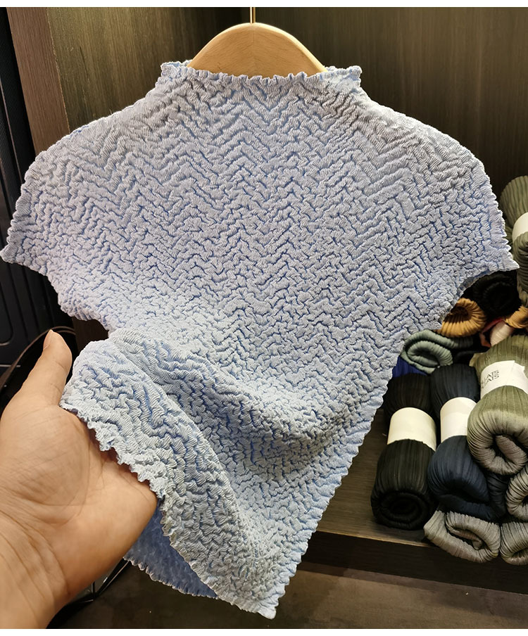 Áo thun nữ cổ tròn tay ngắn họa tiết dứa jacquard xếp ly mùa hè — Màu xanh lam nhạt, Màu xanh lục nhạt, Màu đen, Màu trắng be chi tiết 16