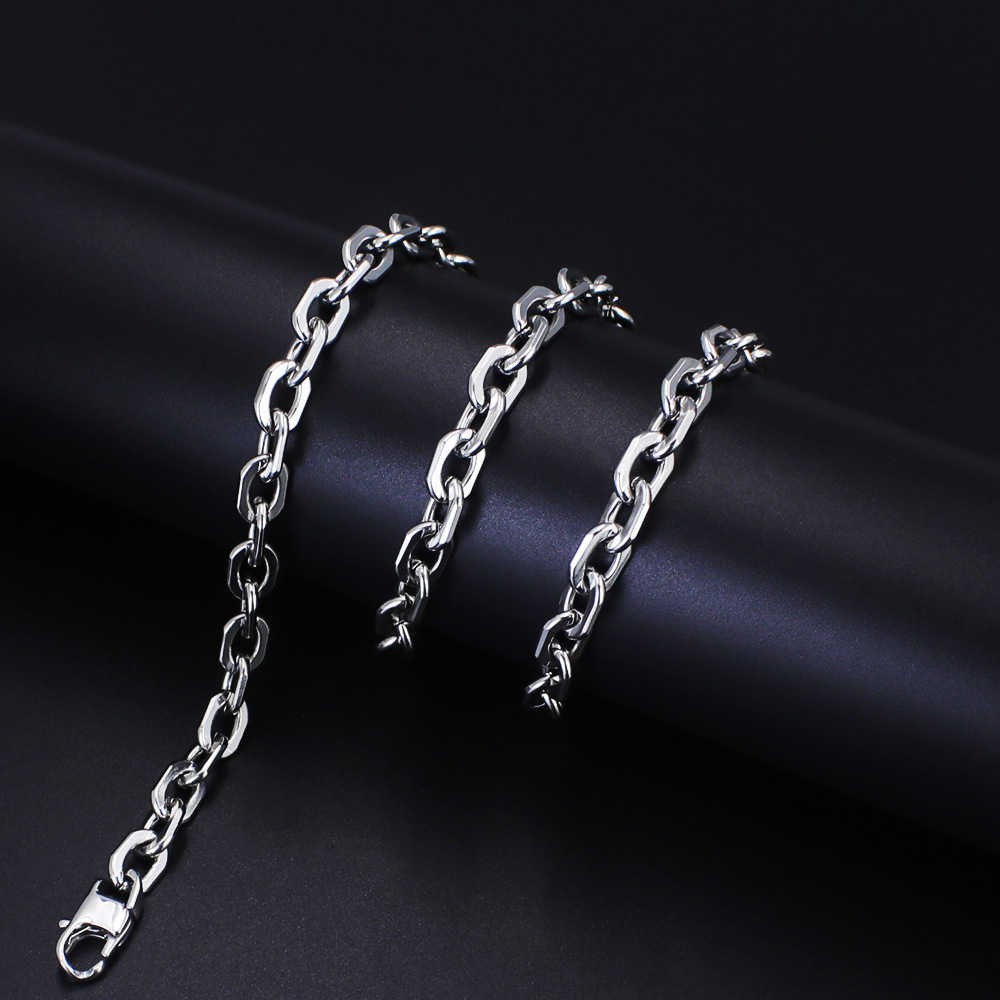 Hammered Cross Octagonal Cuban Link Chain Bracelet For Men_voghion.com