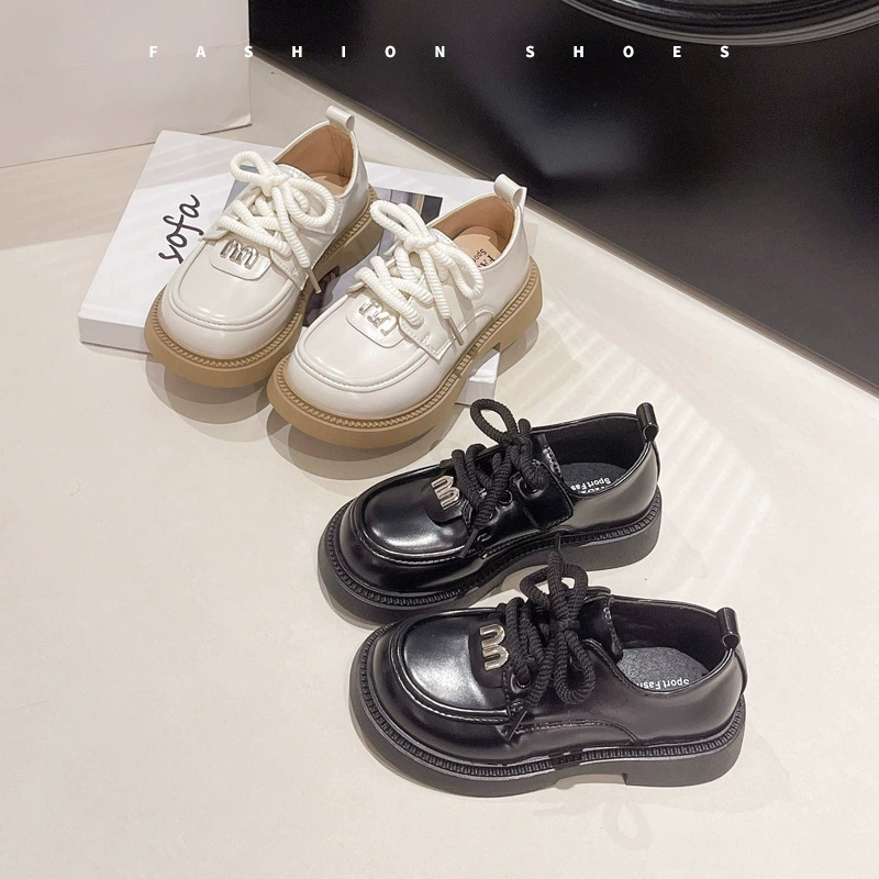 Детские кожаные туфли для девочек, новинка весна-осень 2025, в британском стиле, лоферы для девочек постарше, сценические туфли.
