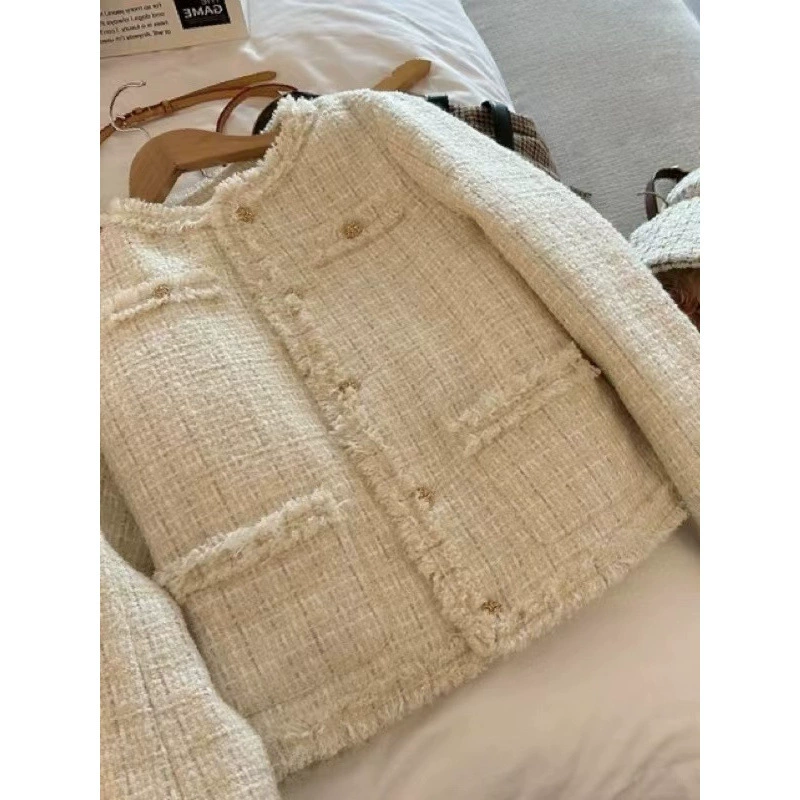 Деми-сезонная короткая куртка с пухом, стиль Chanel, французский стиль