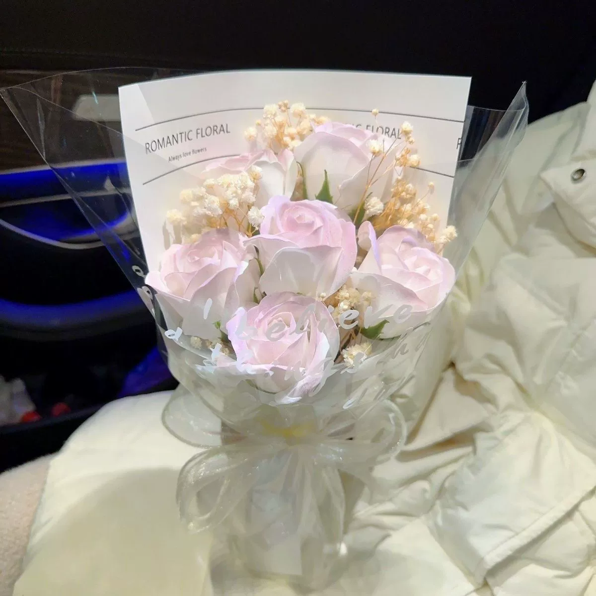 520 букетов роз из детского дыхания готовый подарок на день рождения для девочек, лучших подруг и одноклассников, которые можно подарить подругам в качестве подарков ко Дню святого Валентина