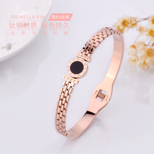 Korean version 18K gold titanium steel bracelet for women ins personality cold style niche design internet celebrity Roman watch bracelet