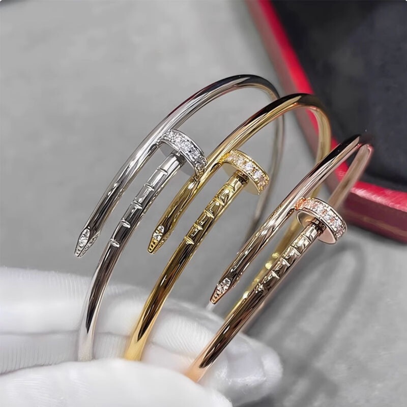 Kajia 1:1 High-End Version Bracelet Cnc Nail Head and Tail Design, Polished Surface, Thick and Thin Versions, Full Diamond Solid Bracelet Kajia 1:1 High-End Version Bracelet Cnc Nail Head and Tail Design, Polished Surface, Thick and Thin Versions, Full Diamond Solid Bracelet