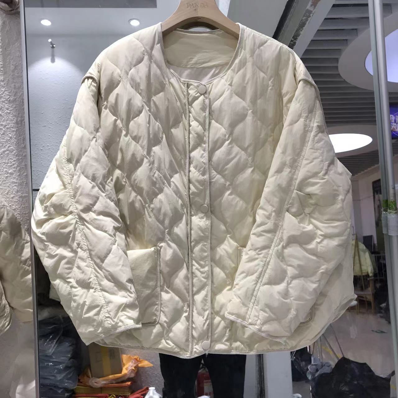 Wholesale Large Version of Women's down Jacket Basic Round Neck Korean Style White Duck down Warm Fashion Jacket Lightweight 2025 New
