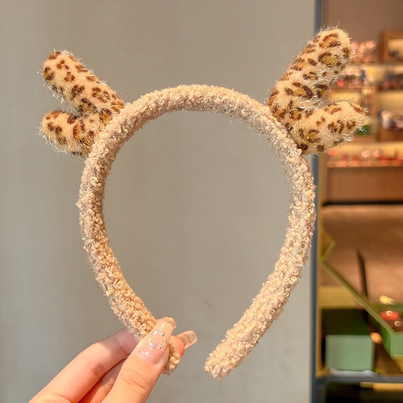 Otoño y invierno peluche bandeja de cabello lavado de la cara aplicación máscara especial de prensado bandeja de cabello paquete de cabello pato amarillo dibujos animados toque de cabello agujero de cabello