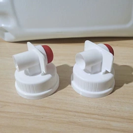 金属盖;塑料盖;塑料瓶、壶