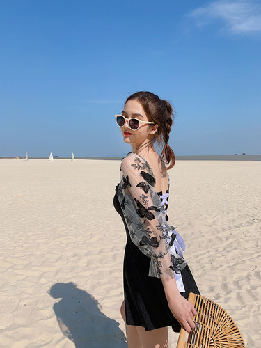 Women's swimsuit long-sleeved one-piece student conservative belly-covering girl cute and sweet dress small breasts sexy open back