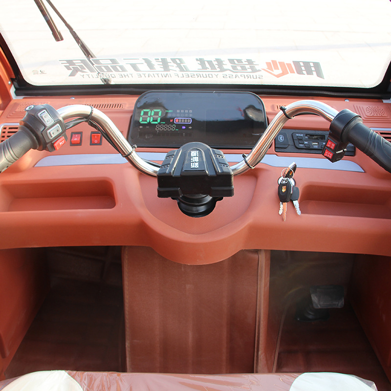 Vehículo eléctrico de tres ruedas, totalmente cerrado, de cinco puertas y cuatro plazas para transporte de pasajeros y carga, adecuado para recoger y dejar ir a los niños, triciclo eléctrico, vehículo a batería.