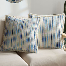 跨境简约圆点加毛须沙发抱枕轻奢高级感靠背垫家用卧室床头靠垫