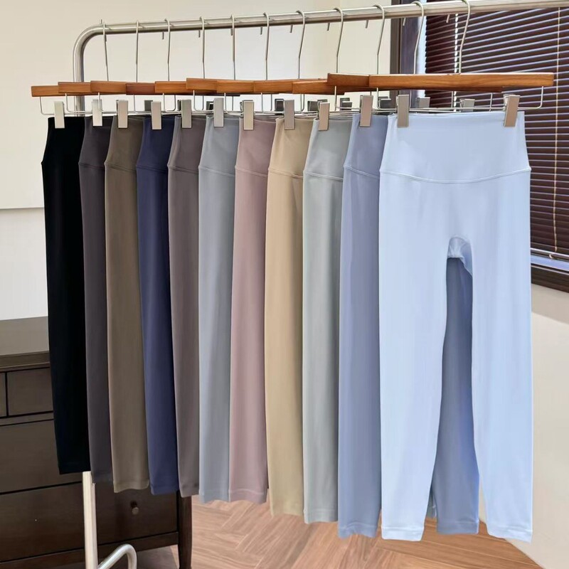 2025 Summer New Trendy Women's Yoga Pants for Outdoor Wear, Tight-Fitting Breathable Sports Fitness Pants with High Waist