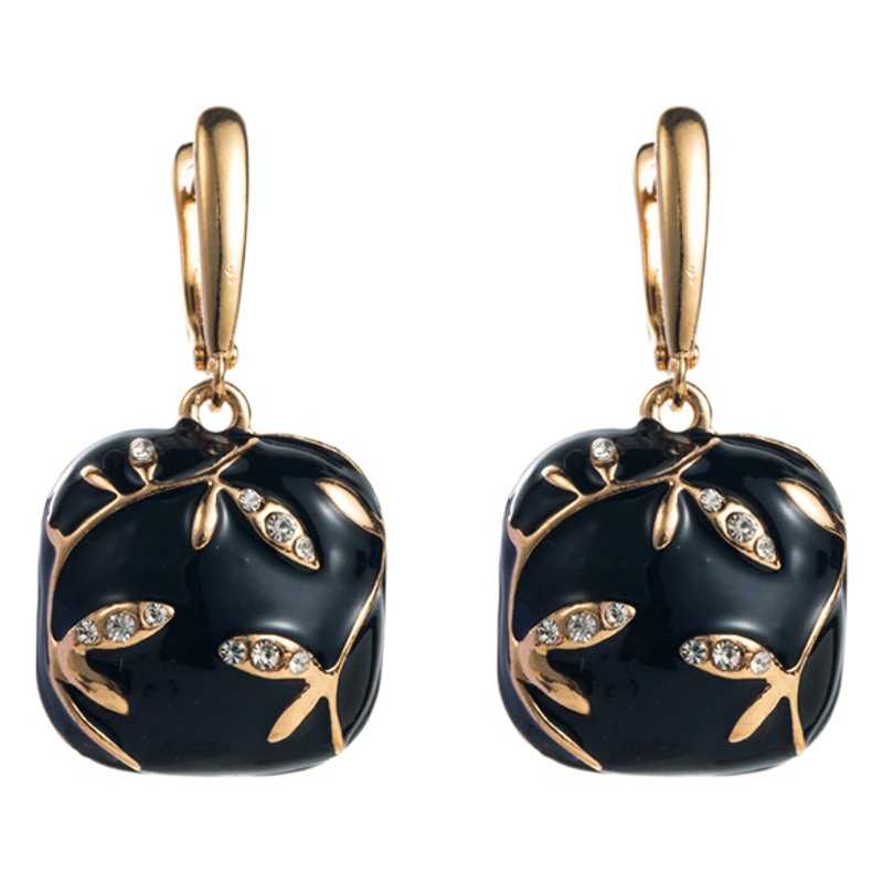 European and American Summer New Earrings Alloy Oil Drop Earrings Fashionable Geometric Shape Cute Niche High-End Jewelry Earrings