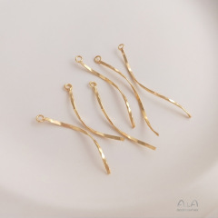 14k包みの金の保色のdiy耳のアクセサリの部品の曲線のs形の波の耳の線のイヤリングのイヤリングのイヤリングのペンダントの材料