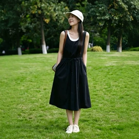 女式针织衫;连衣裙;女式羊毛衫