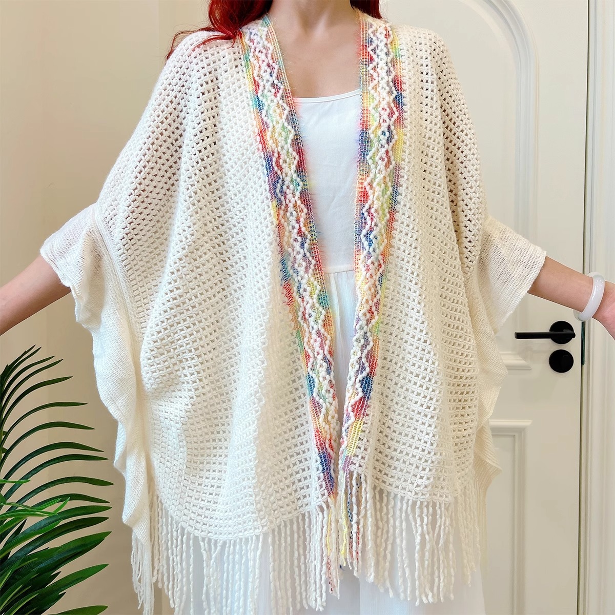 Nuevo chal de mujer, tiras de color, suéter de punto, foto de viaje, capa étnica de todo fósforo, capa de todo fósforo, viaje