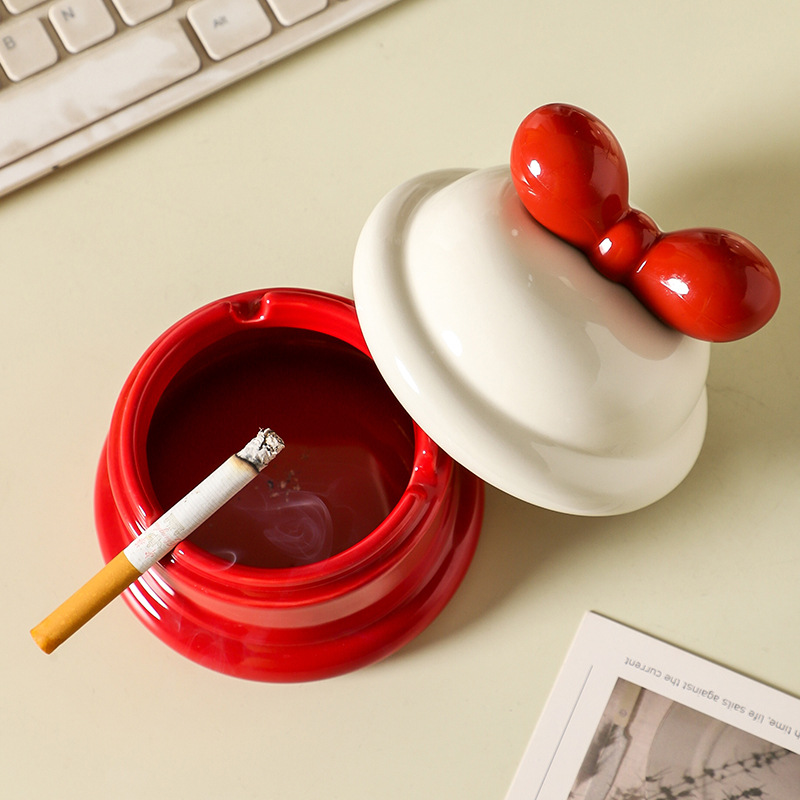 크림 스타일 재떨이 립과 고급 감각 안티 플라이 애쉬 귀여운 창조적 인 세라믹 홈 거실 사무실