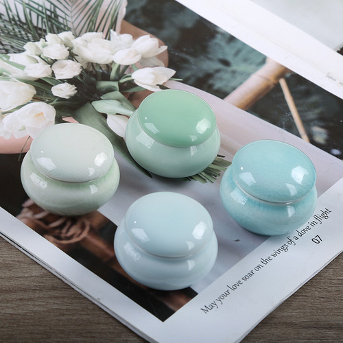 Mini Ceramic Powder Jar Small Ceramic Jar Portable Travel Cosmetic Skincare Bottle Ceramic Bottle Sealed Jar Ointment Jar