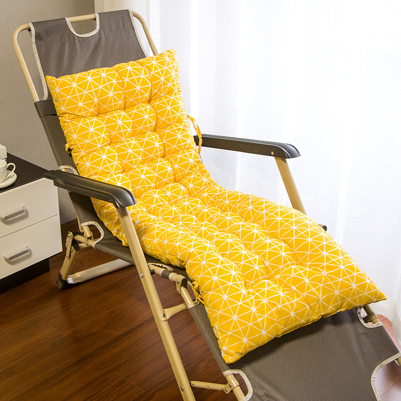 Cojín de sillón reclinable cepillado de otoño e invierno al por mayor de fábrica, cojín de silla de doble cara engrosado, cojín de silla oscilante disponible para el almuerzo