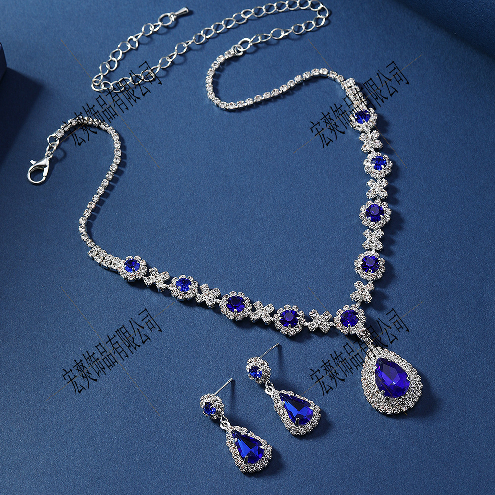 Amazon Explosions Luxury Flash Diamond Exquisite Crystal Drop Necklace Earrings Fashion Bridal Jewelry Necklace suit