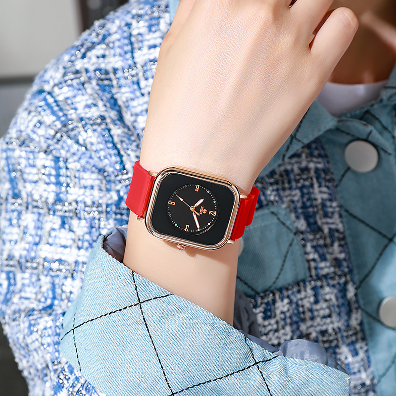 Watch Men's and Women's Trendy Niche Light Luxury High-end Sense Silicone Tape Simple Elegant Square Fashion Retro High-end Watch