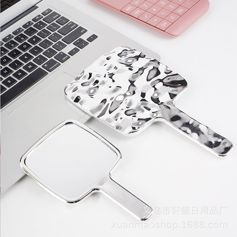 Water Ripple Handle Mirror for Girls' Dormitory, Handheld Makeup Mirror for Office, Bedroom, Home Use, Mini Square Mirror for Desktop