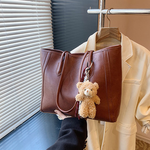 Niche Fashion Korean Style One-shoulder Underarm Bag Atmospheric Commuting Texted Handbag 2024 New Style Elegant Tote Bag Trendy