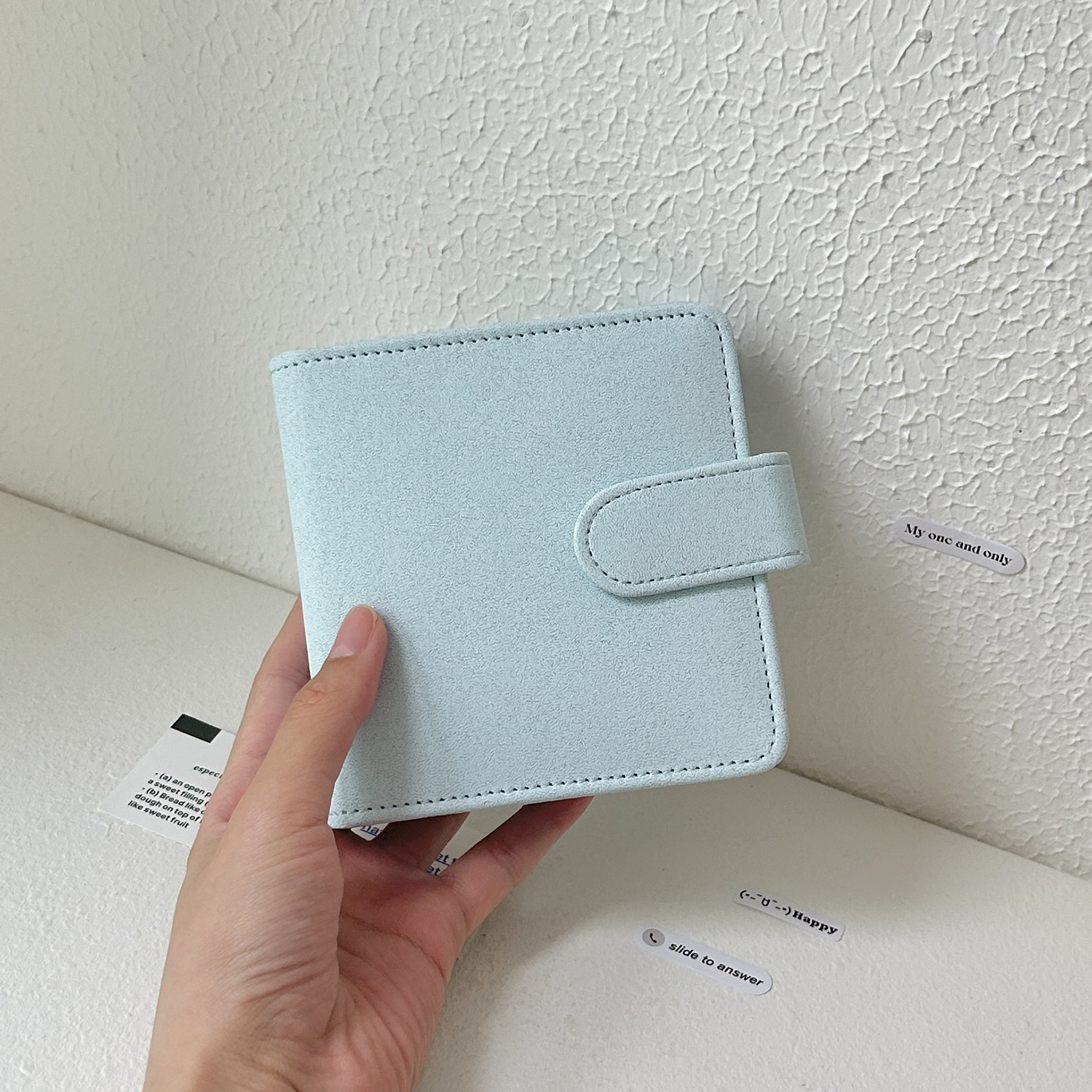 Álbum de hojas sueltas con diseño de estrellas y colores combinados, 3 anillas – para coleccionar tarjetas de idols.