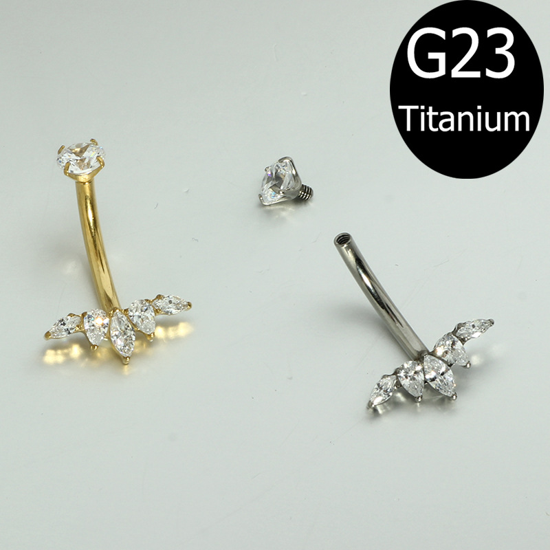 16G labret stud size and finish detail