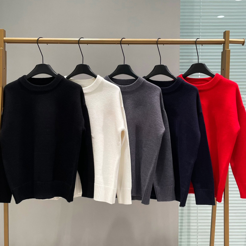 【M.Lives】 Big Heart Crew Neck Sweater A099