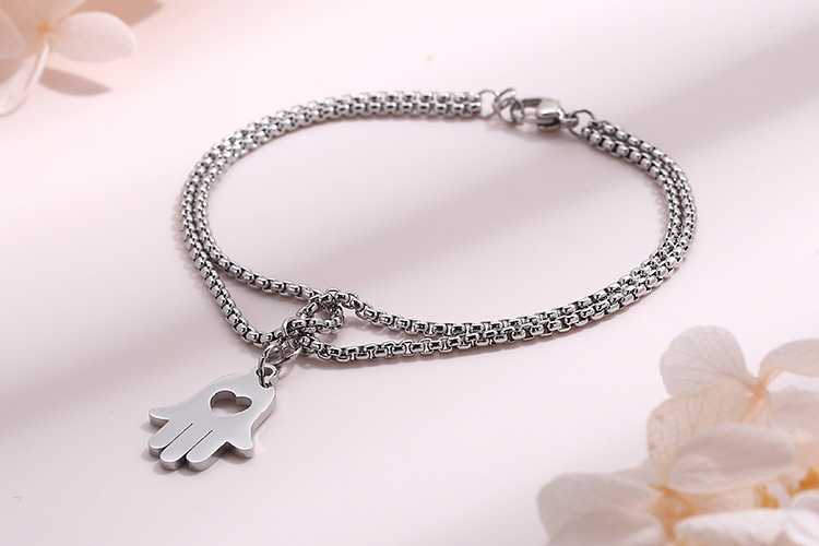18K Real Gold Plated Plating Material 304 Stainless Steel Pendant Material PVD Coated 18K Gold Plated Heart Titanium Steel Fashion Waterproof Non Tarnish Titanium Steel Bracelets